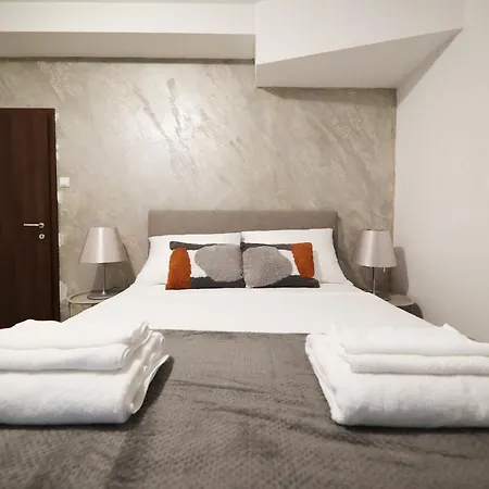 Beachfront And Konukevi 4*