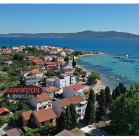 Beachfront And Konukevi Sukošan