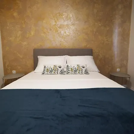 Beachfront And Sukošan