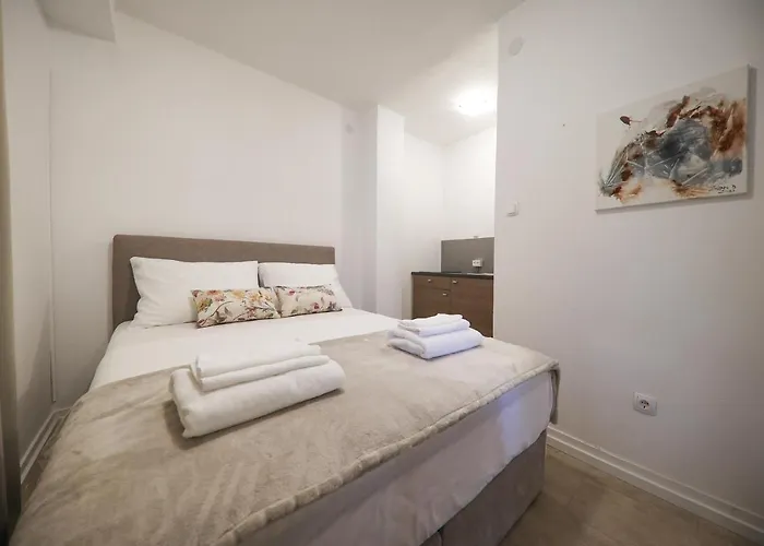 Pensionat Beachfront And 4*