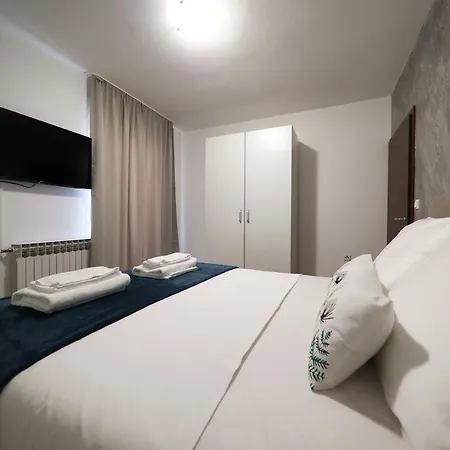 Beachfront And Sukošan